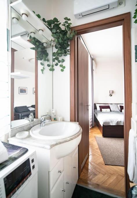 Bumblebee Apartment With Ac Budapeşte Dış mekan fotoğraf